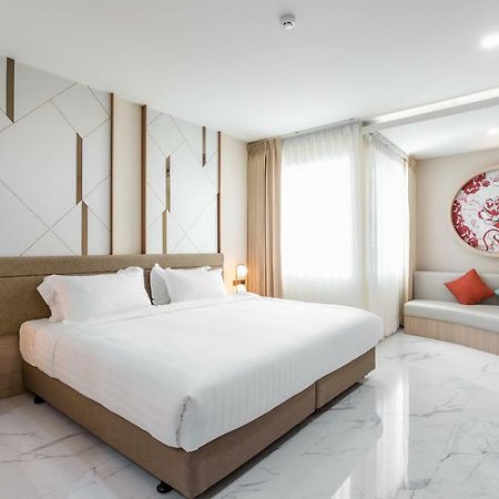 The 8 Hotel Udonthani Exterior photo